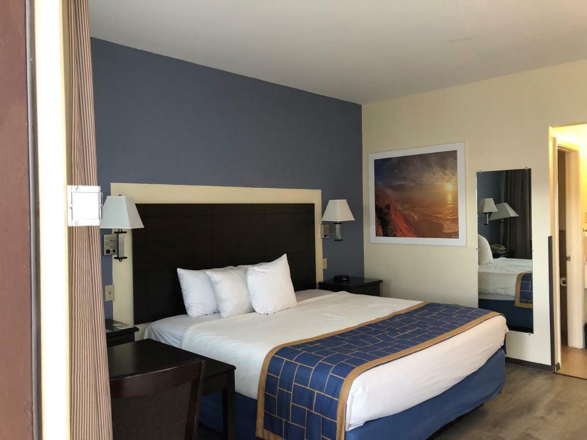 Days Inn by Wyndham Grants Exterior foto